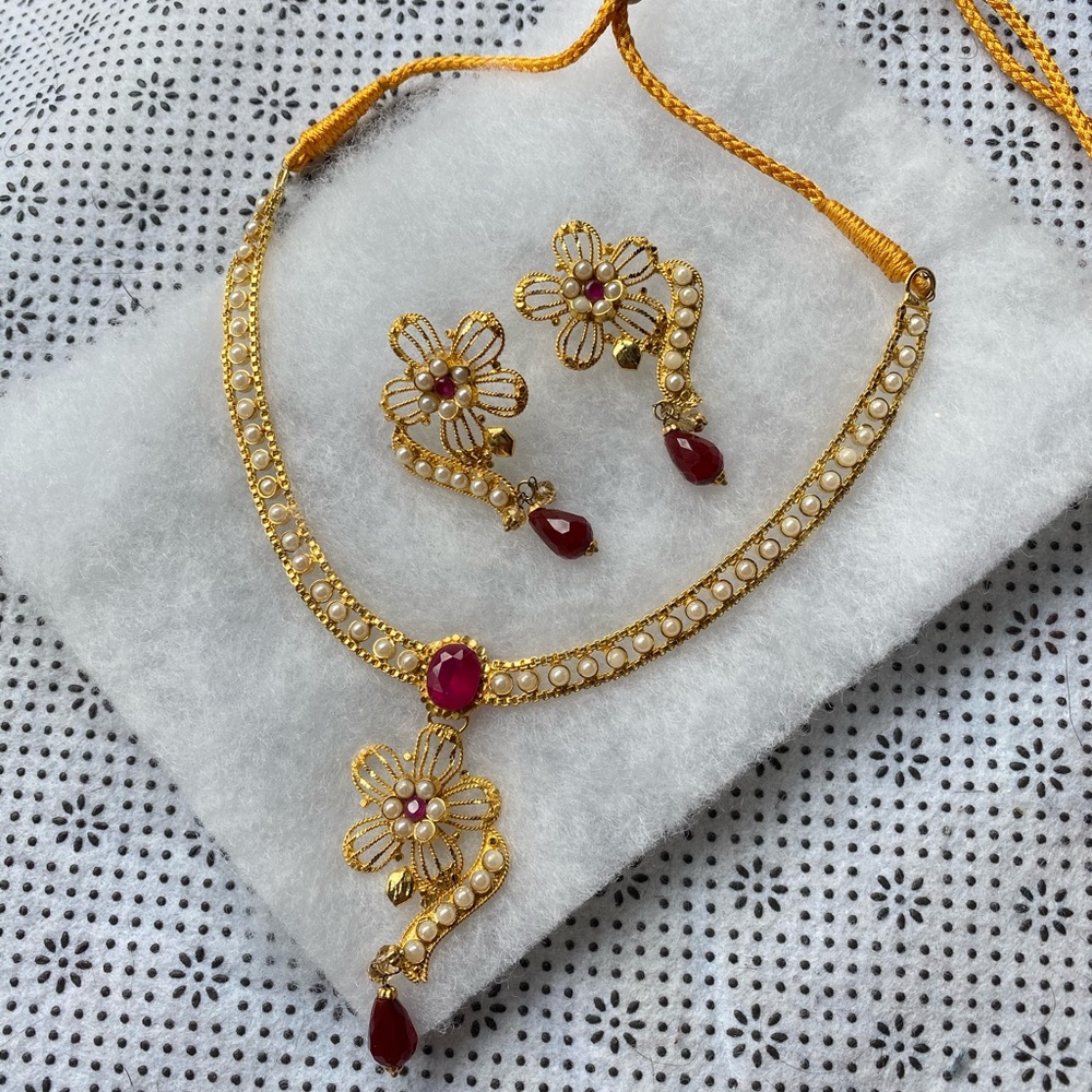 Gold plated jewelry set